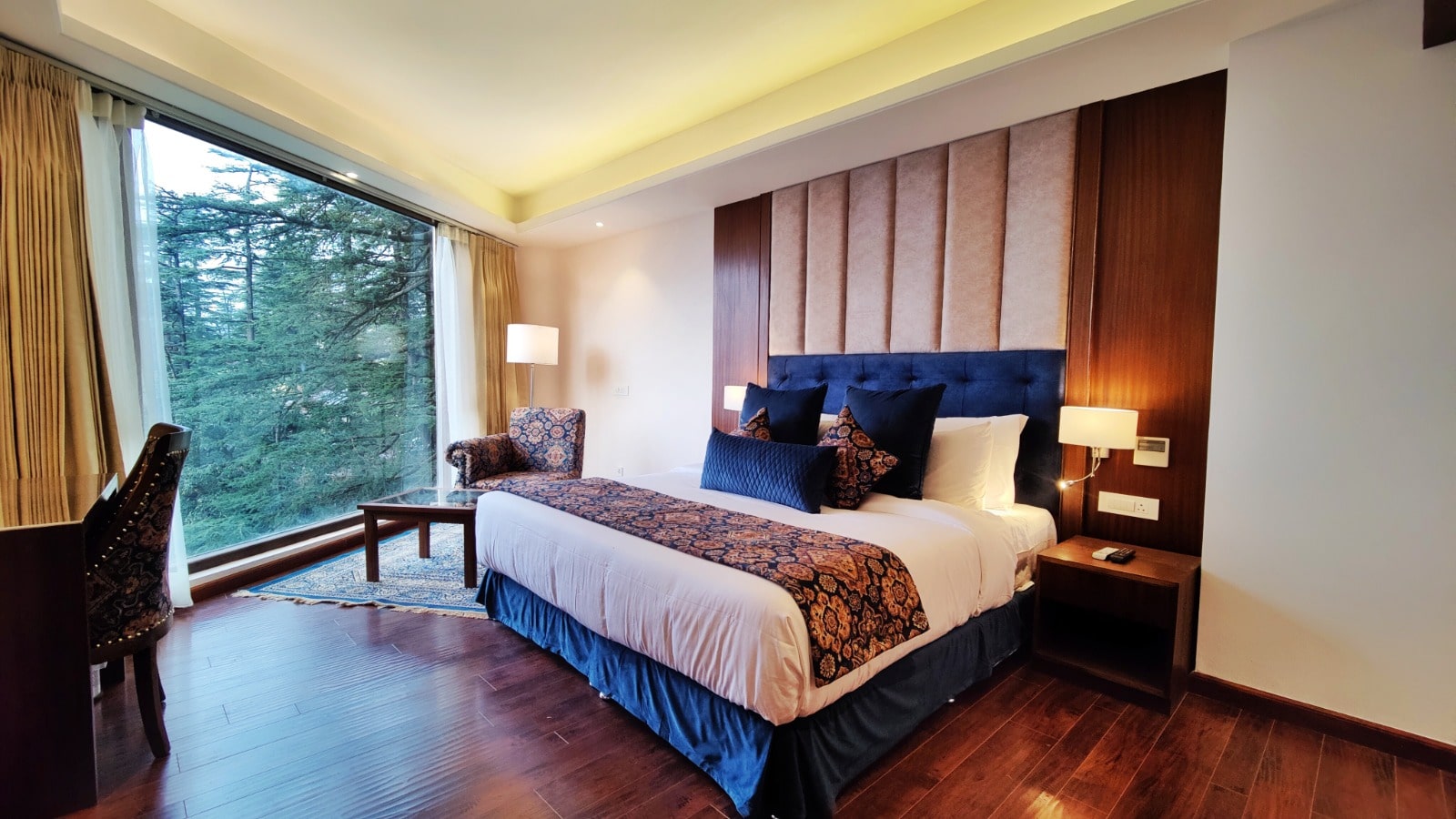 Luxury Hotels Near shimla imperial suite