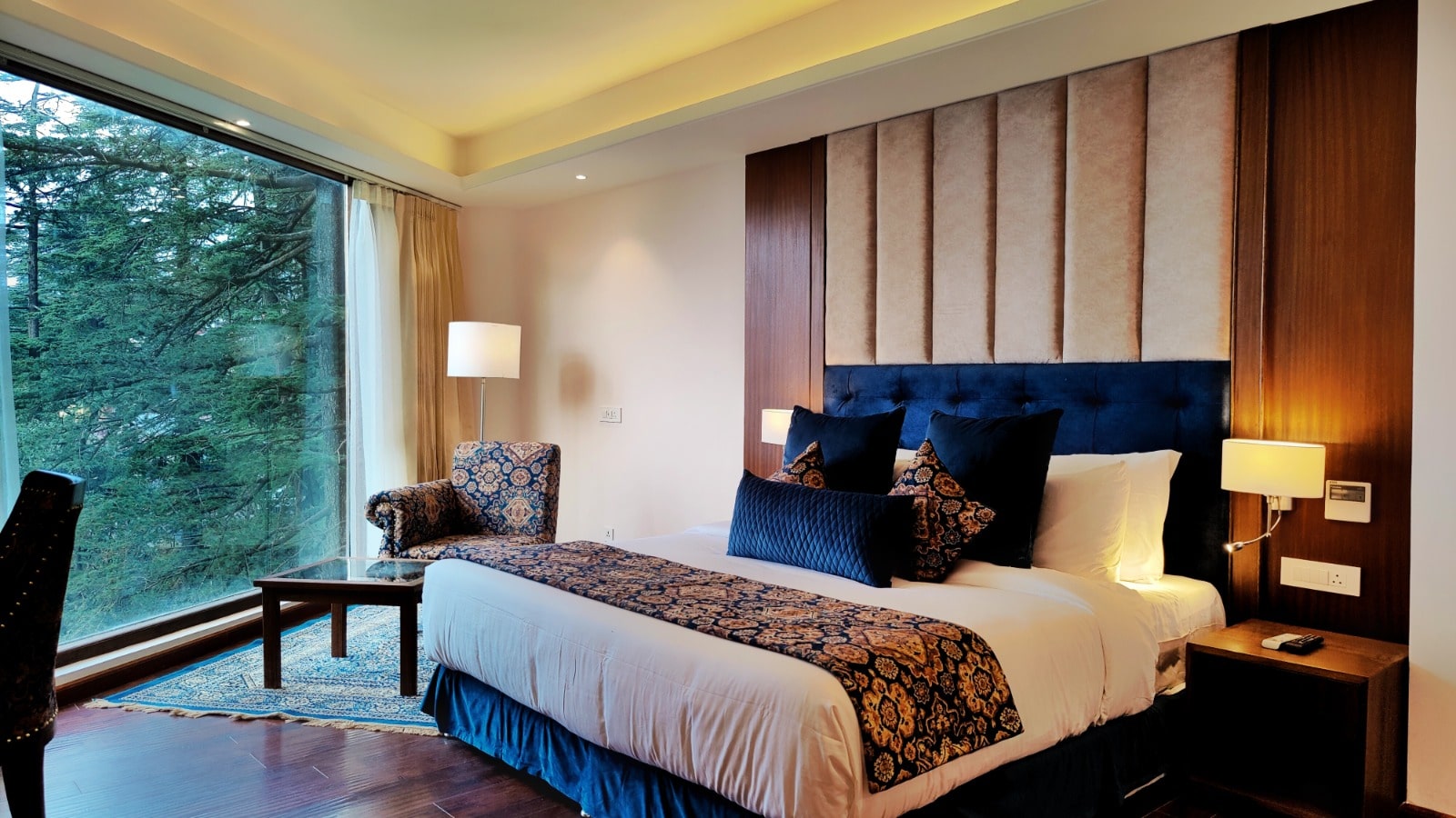 Luxury Hotels Near shimla imperial suite